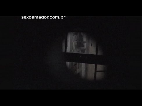 ❤️ 블론디는 중공 벽돌 뒤에 숨겨진 이웃 뱃사공에 의해 비밀리에 비디오에 녹화됩니다. ️ 젠장 비디오 ko.niceporn.ru에서 ❤